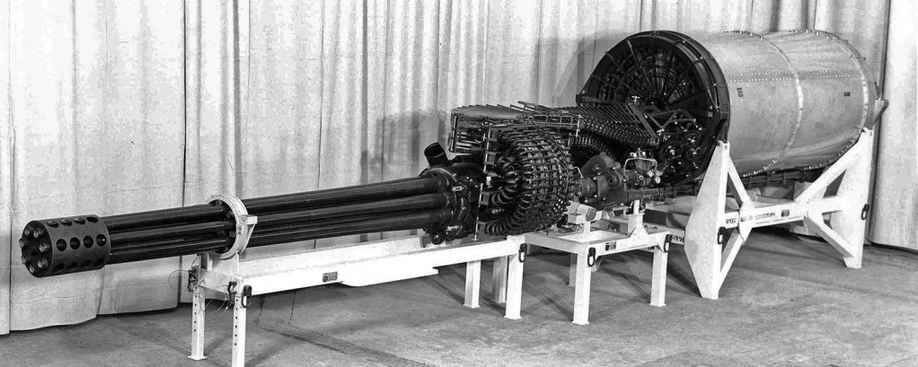 Cañón Gau-8